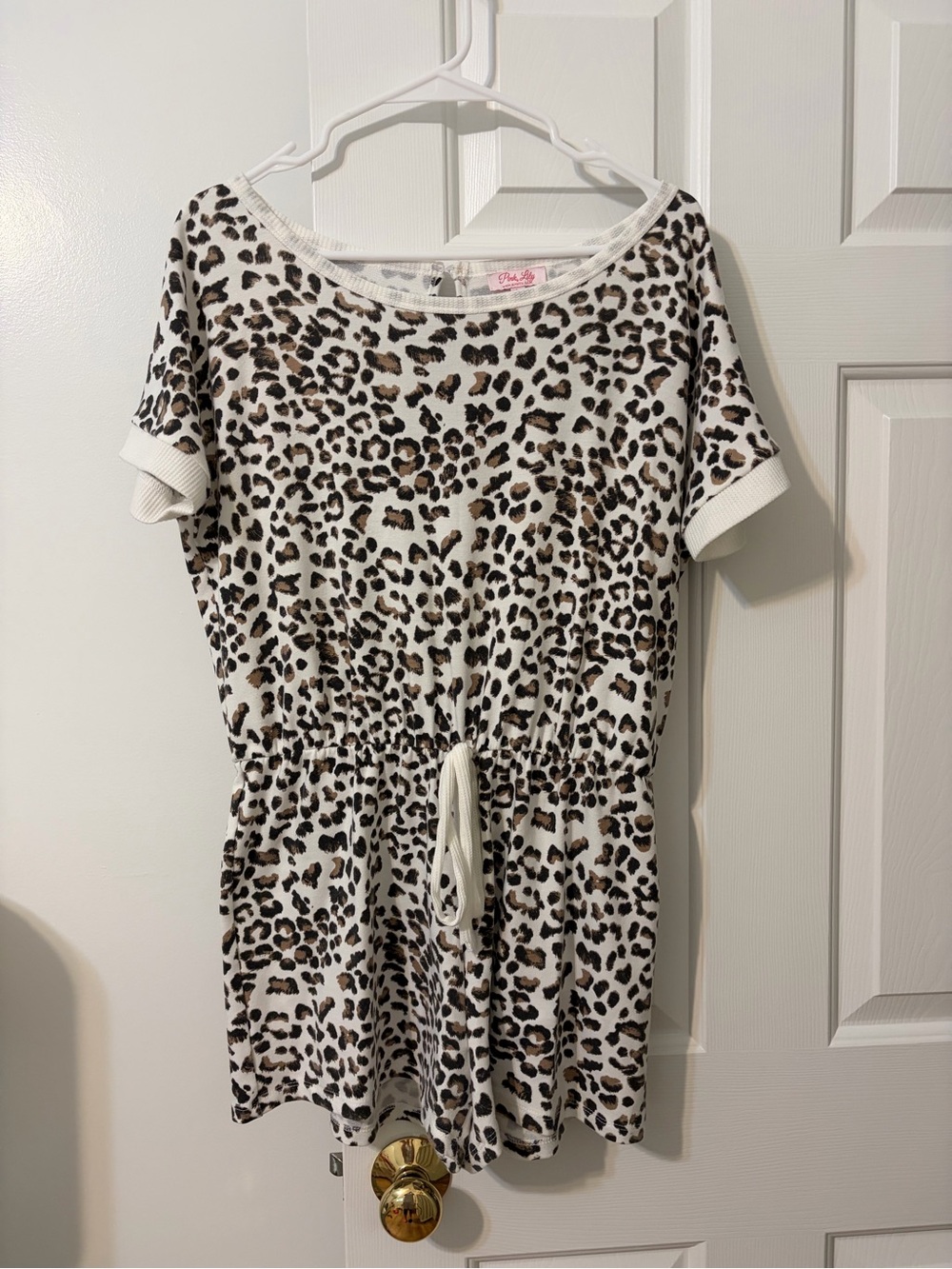 Pink Lily Leopard Print Short Sleeve Romper Drawstring Elastic Waist Size L